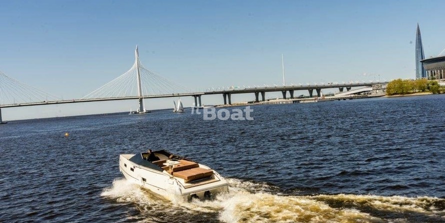 Velvette Cruiser 33 Intelligent