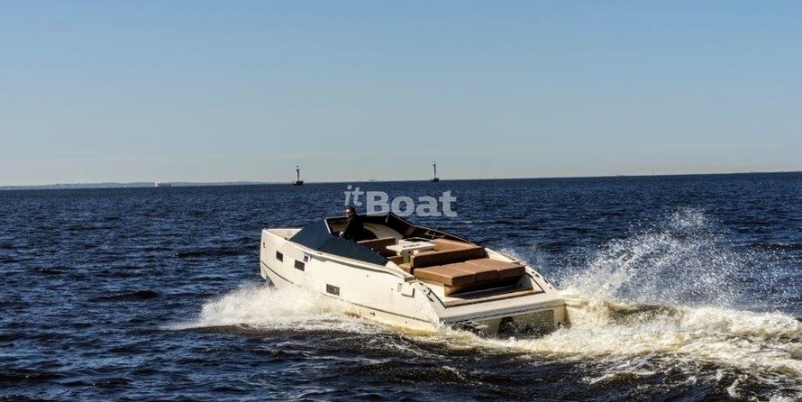 Velvette Cruiser 33 Intelligent