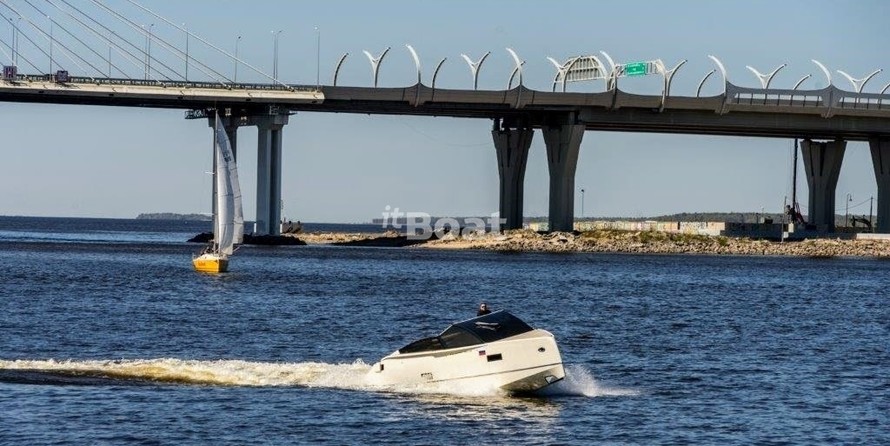 Velvette Cruiser 33 Intelligent