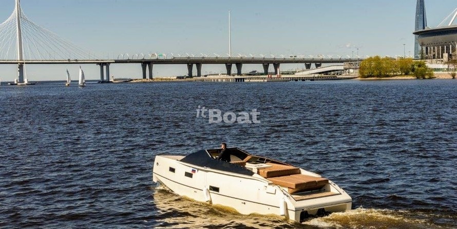 Velvette Cruiser 33 Intelligent