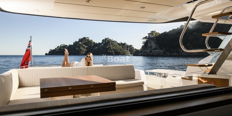 Sunseeker 74 Sport Yacht