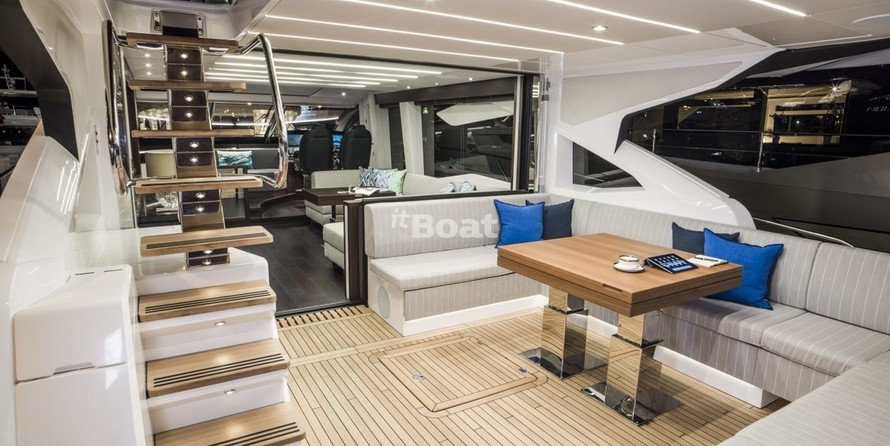 Sunseeker 74 Sport Yacht