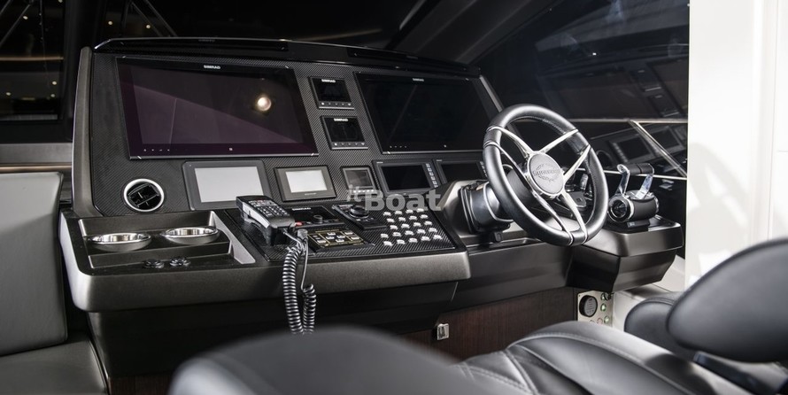 Sunseeker 74 Sport Yacht