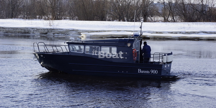Barents Boats 900