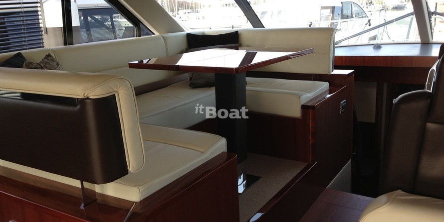 Sealine F490