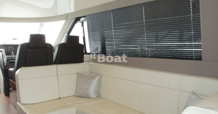 Sealine F490