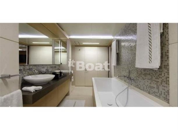 Benetti Classic Supreme 132