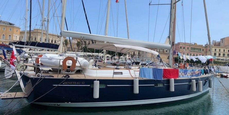 Beneteau Oceanis 58