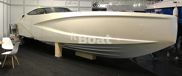 Dipiu Boats 900F