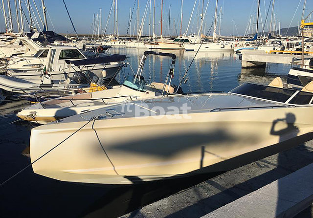 Dipiu Boats 900F