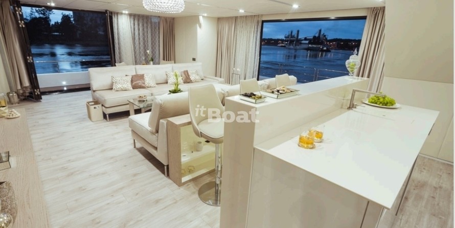 Sunreef 68 Supreme Power