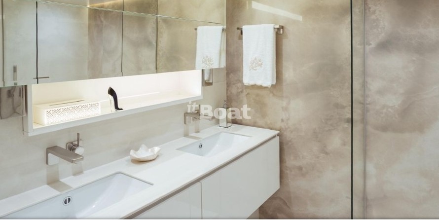 Sunreef 68 Supreme Power