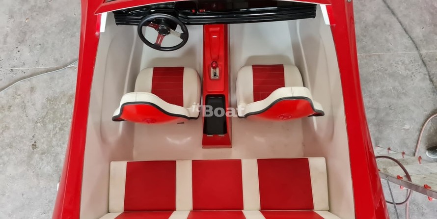 Custom Boats Ginton 61