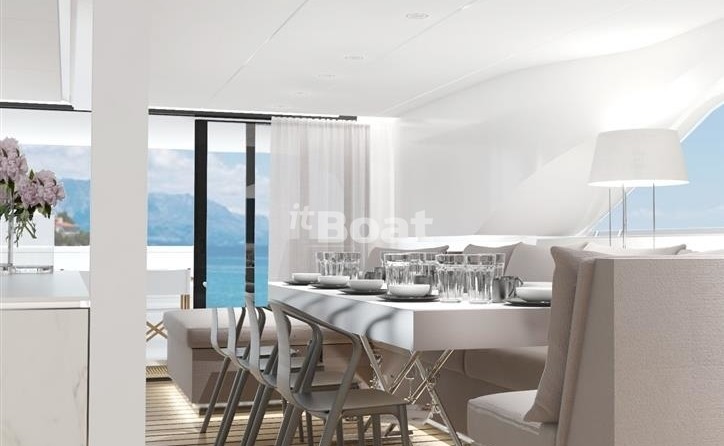 Luxury motor yacht pearl 60