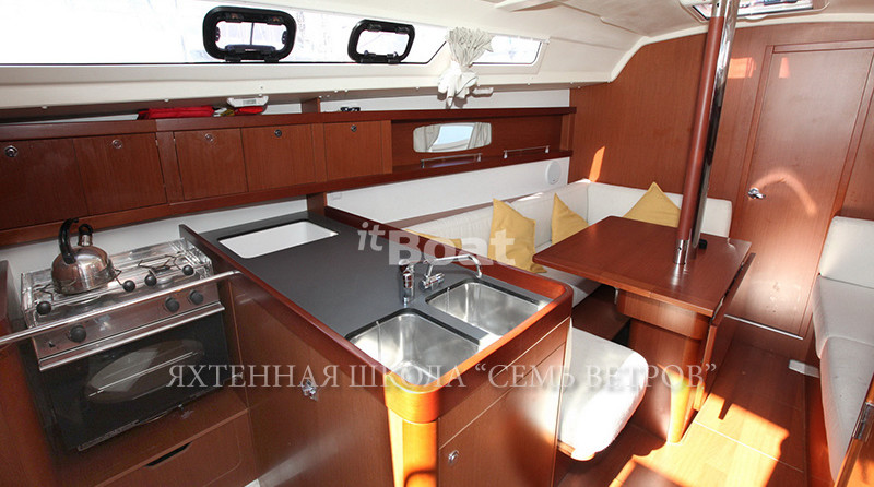 Beneteau Oceanis 34