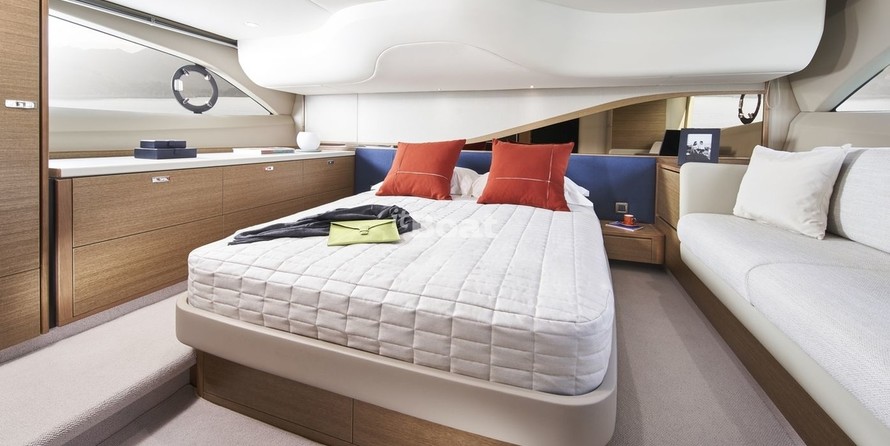 Princess Yachts F45