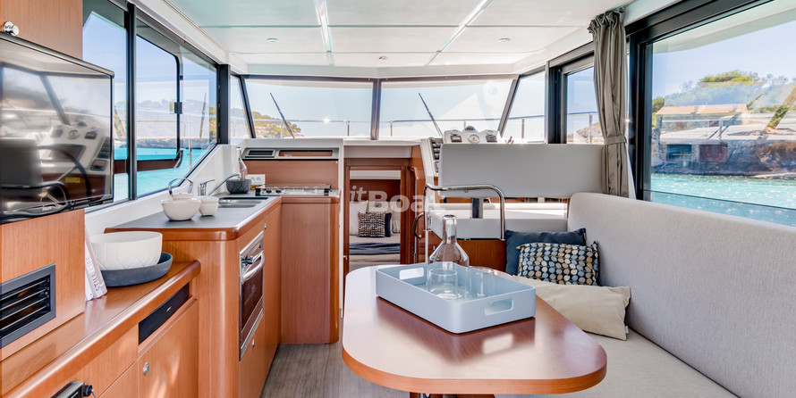 Beneteau Swift Trawler 30