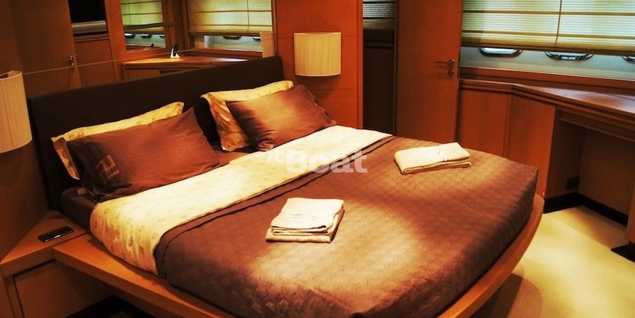 Evo Yachts Deauville 76