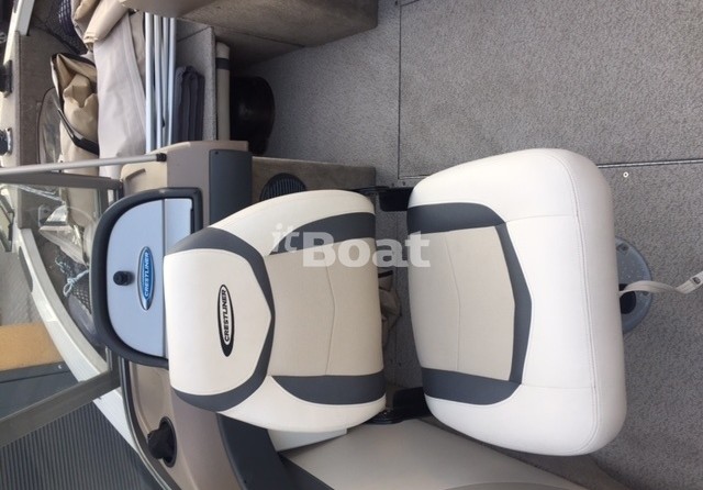 Crestliner 1750 Super Hawk