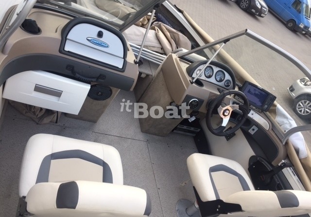 Crestliner 1750 Super Hawk