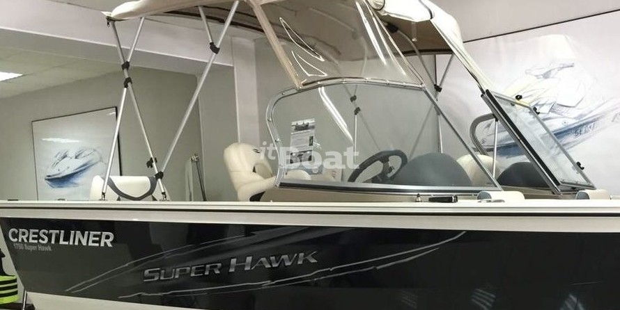 Crestliner 1750 Super Hawk