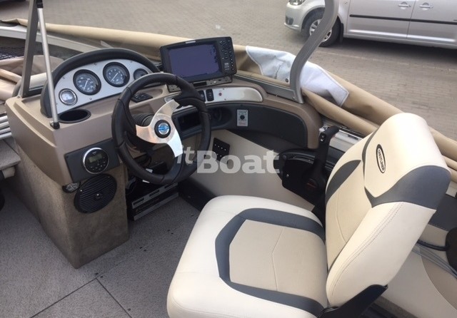 Crestliner 1750 Super Hawk