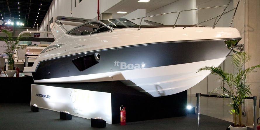 Pearson 303