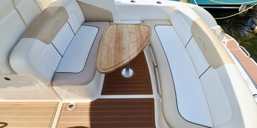 Sea Ray 350 Sundancer