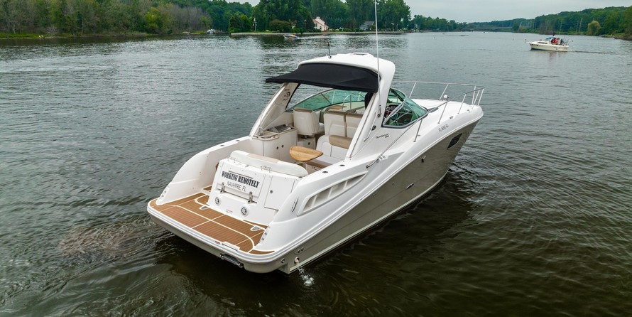 Sea Ray 350 Sundancer