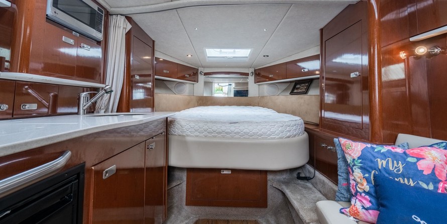 Sea Ray 350 Sundancer