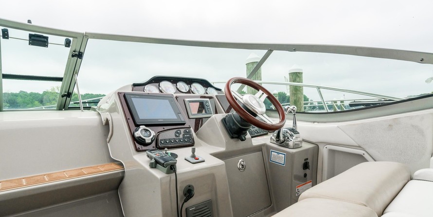 Sea Ray 350 Sundancer