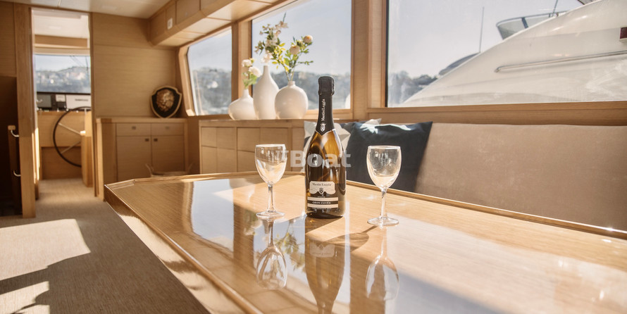 Popilov Yachts 19.99S