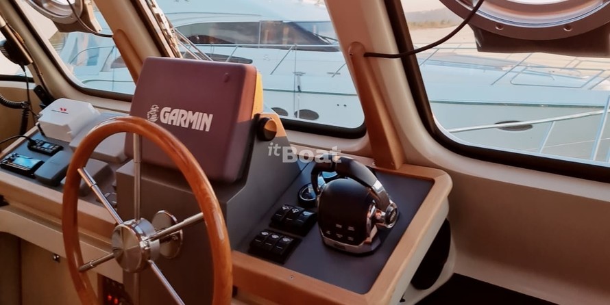 Custom Boats Ginton 61