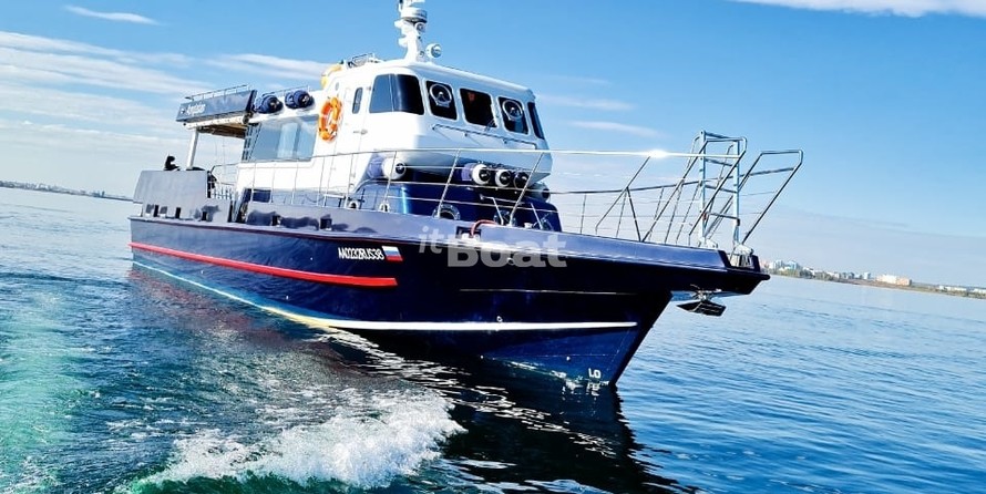 Custom Boats Ginton 61