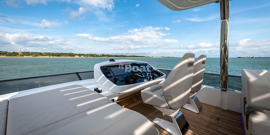 Fairline 68 Squadron