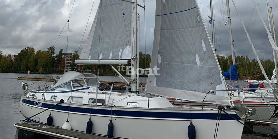 Hallberg-Rassy 372