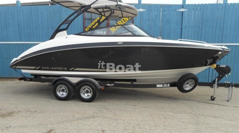 Yamaha 242 LIMITED S E-SERIES