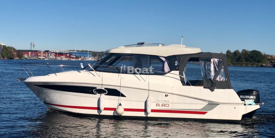 Beneteau Antares 8.80