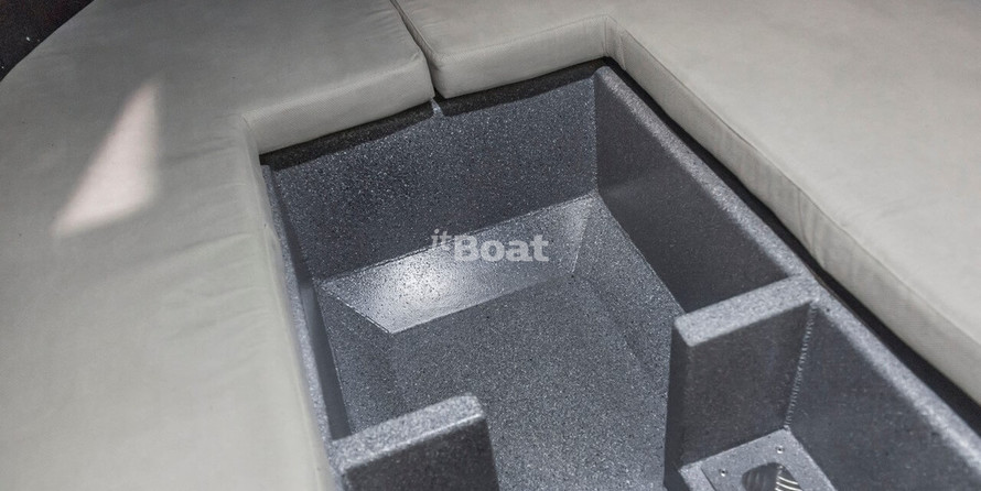 Zodiac N-ZO 700 Cabin