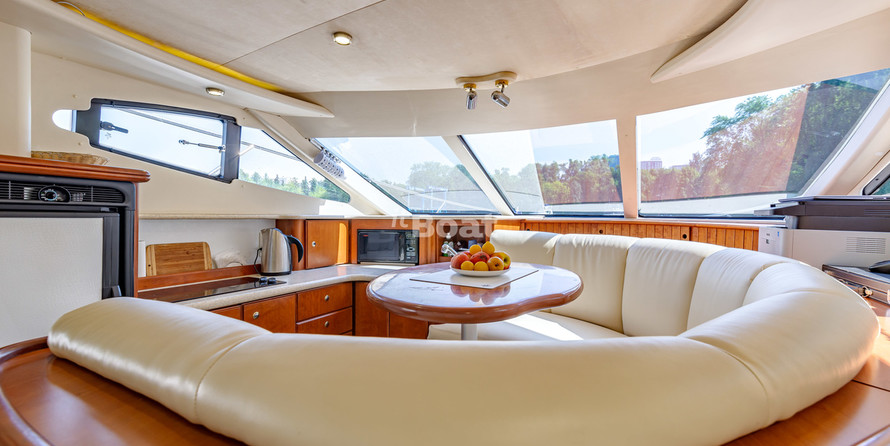 Carver 41 Cockpit Motor Yacht