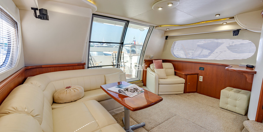 Carver 41 Cockpit Motor Yacht