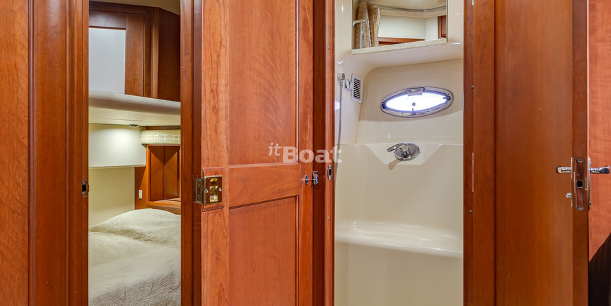 Carver 41 Cockpit Motor Yacht