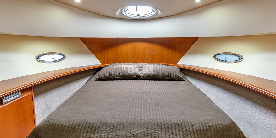 Carver 41 Cockpit Motor Yacht