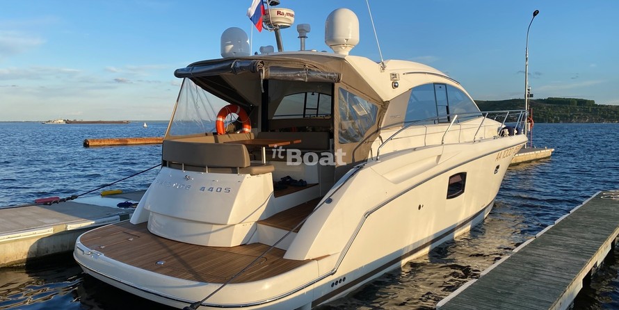 Prestige 440 S