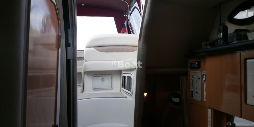 Regal 2665 Commodore Express