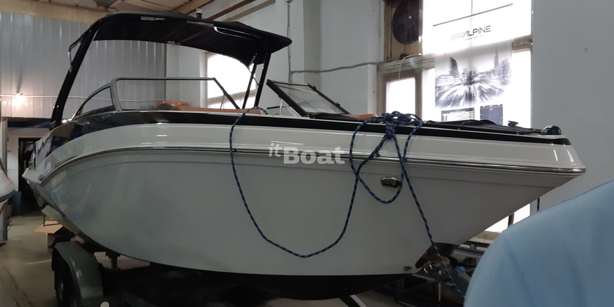 Glastron GT 245