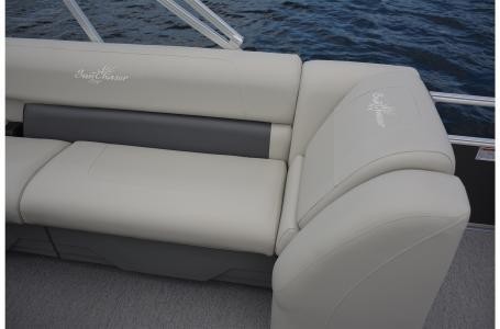 Sunchaser Boats Geneva Cruise 20 LR DH