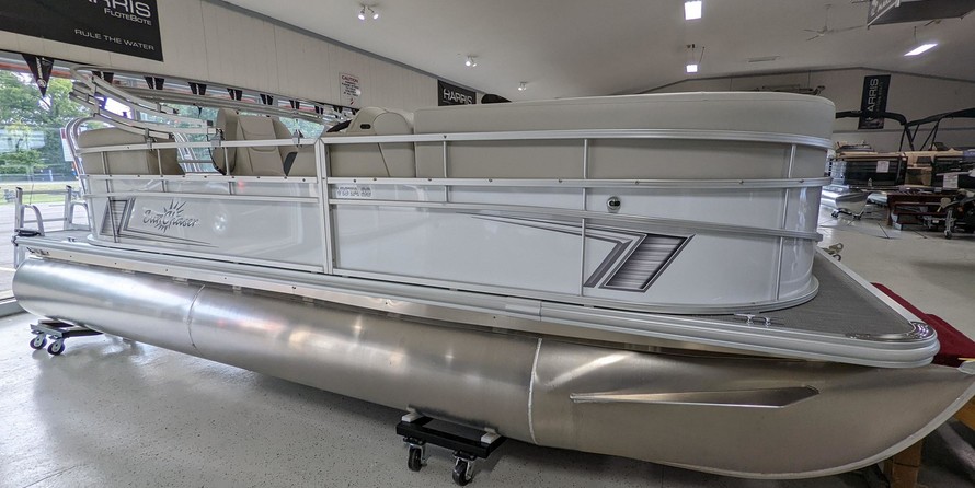 Sunchaser Boats Geneva Cruise 20 LR DH