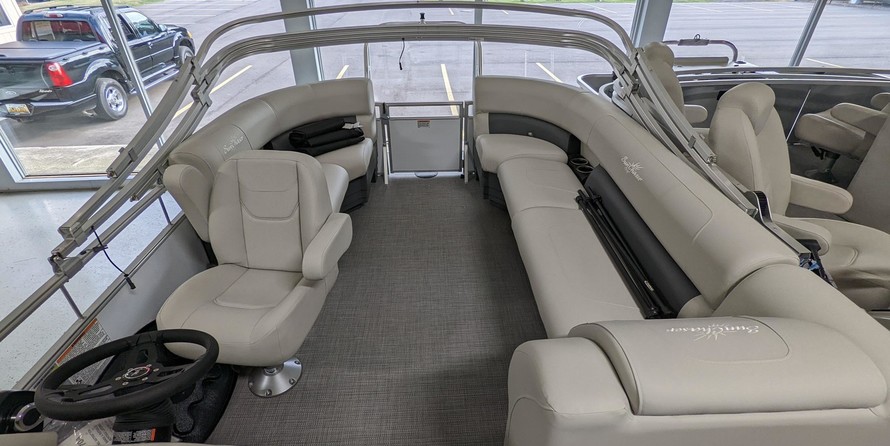 Sunchaser Boats Geneva Cruise 20 LR DH