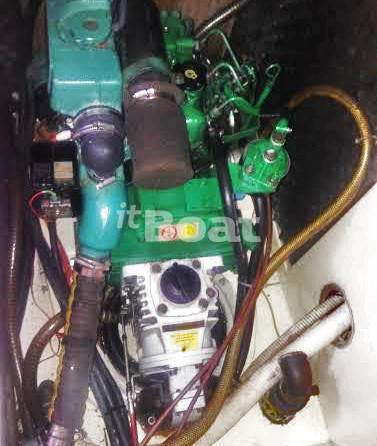 Moody Aft Cockpit 41